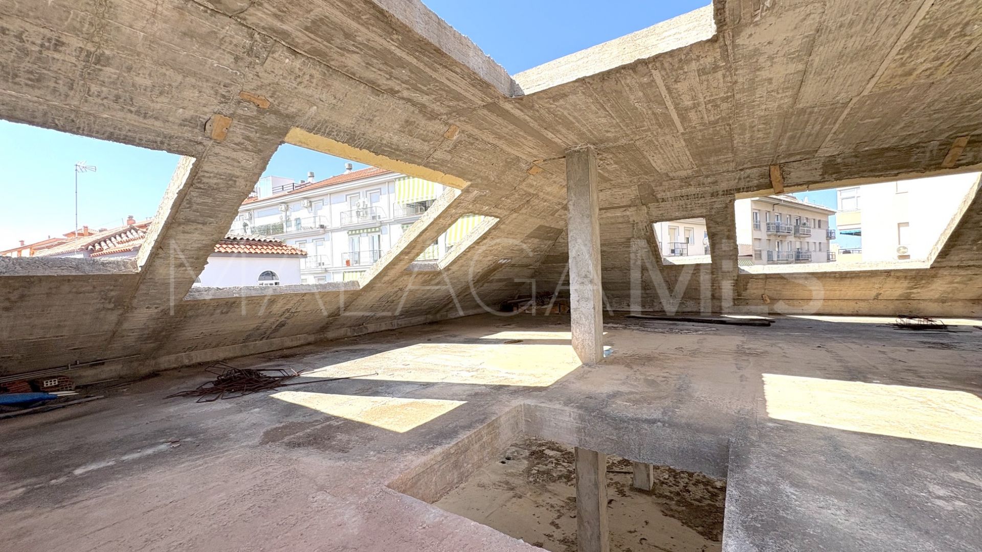 Building for sale in Fuengirola Centro