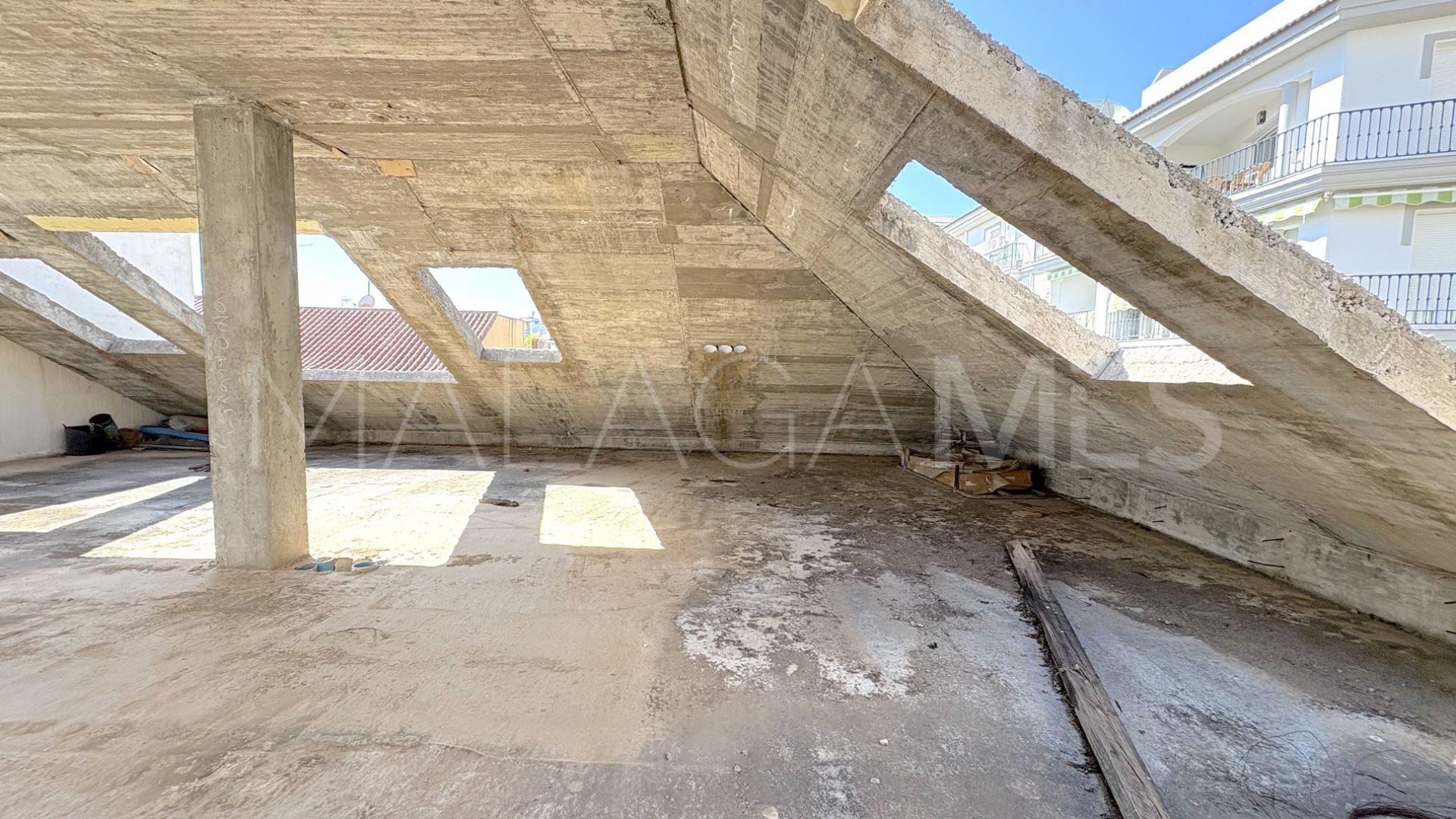 Building for sale in Fuengirola Centro