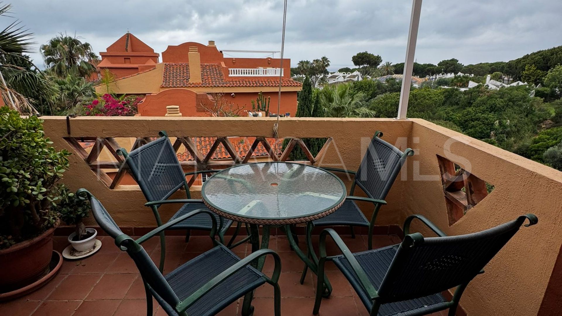 Tvåvåningslägenhet for sale in Cabopino