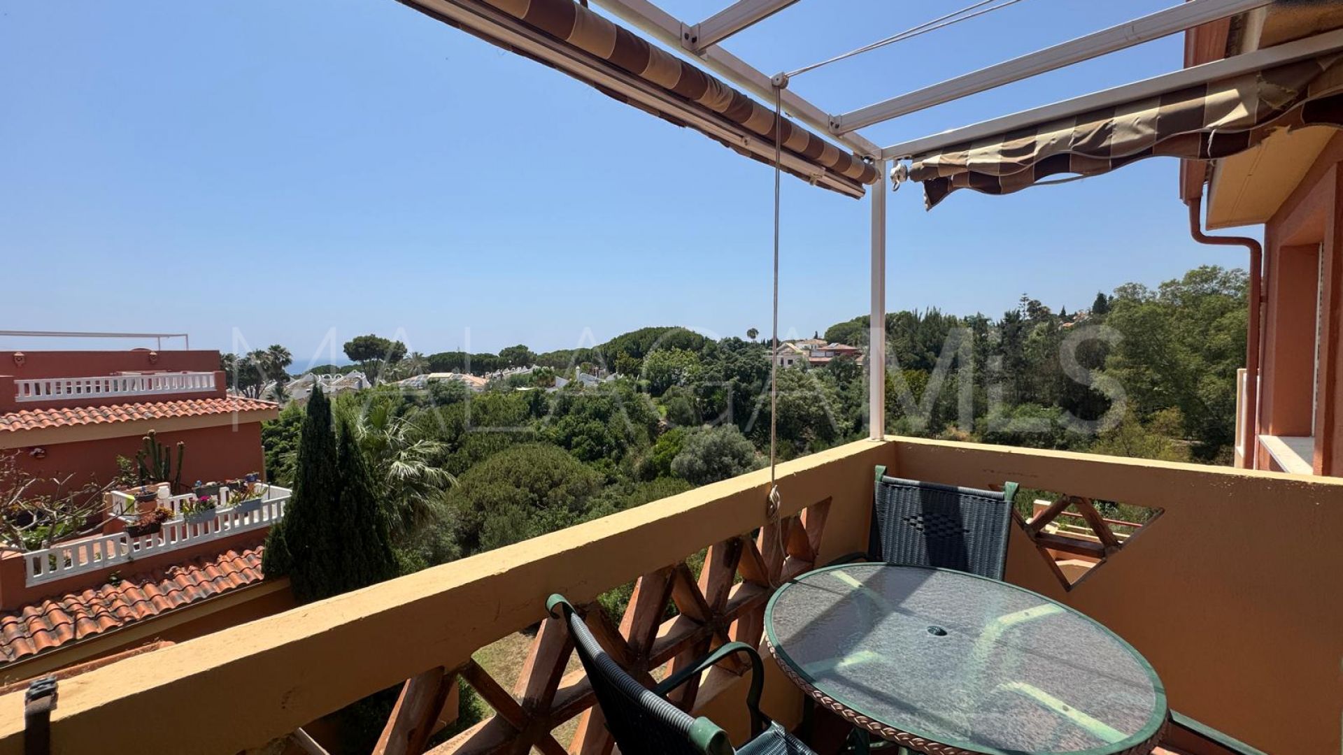 Tvåvåningslägenhet for sale in Cabopino