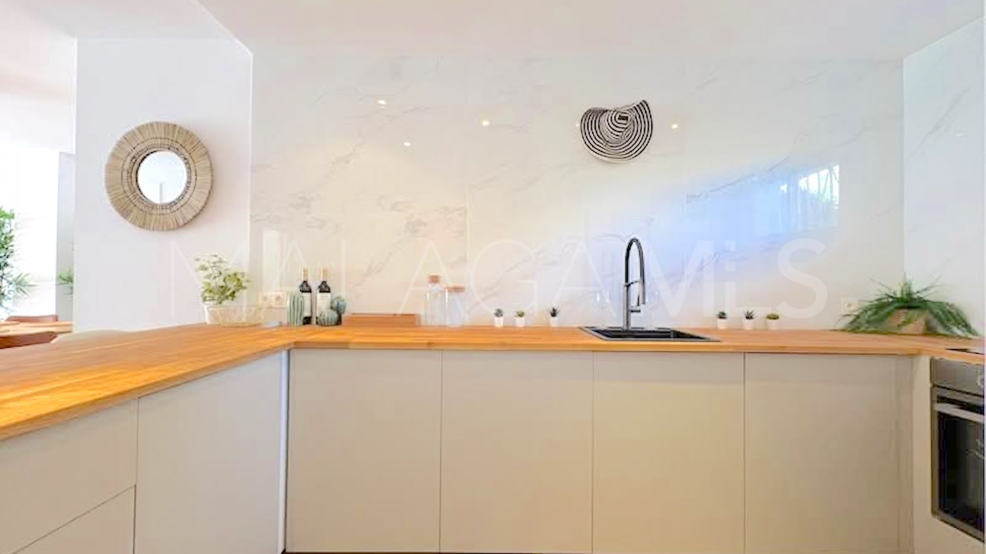 Calahonda Playa ground floor apartment for sale