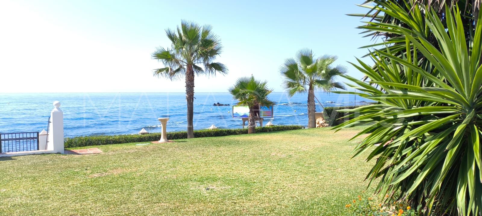 Calahonda Playa ground floor apartment for sale