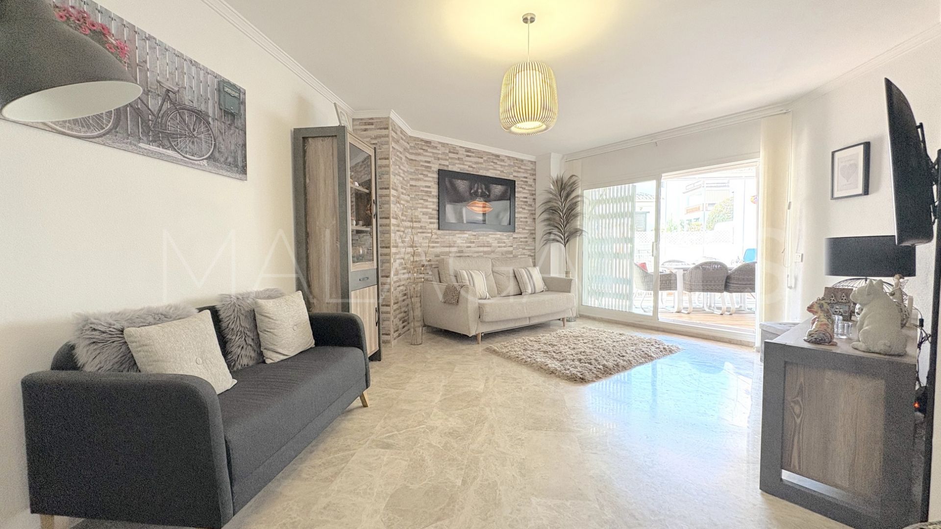 Appartement rez de chaussée for sale in Calahonda Playa