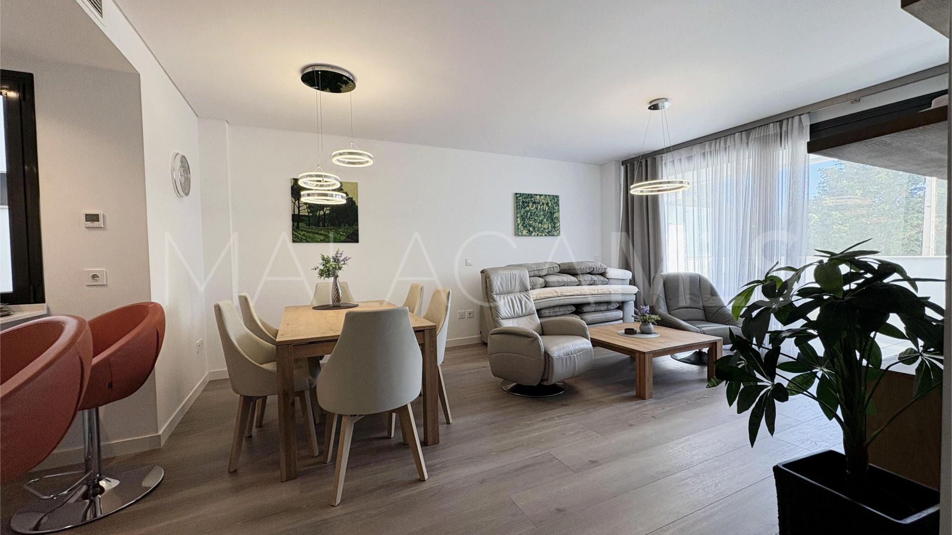 Ground floor apartment with 3 bedrooms for sale in Cala de Mijas