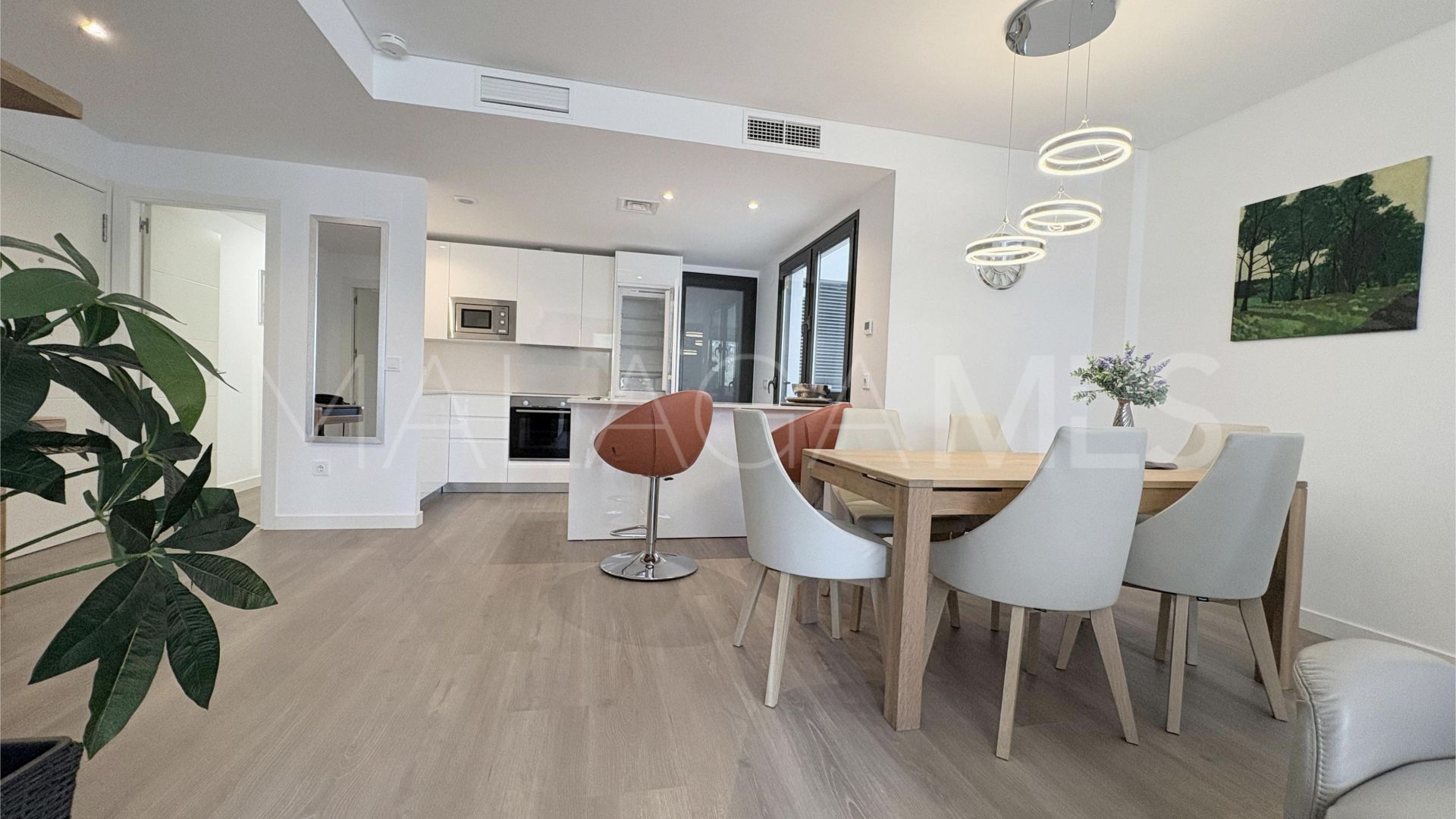 Ground floor apartment with 3 bedrooms for sale in Cala de Mijas