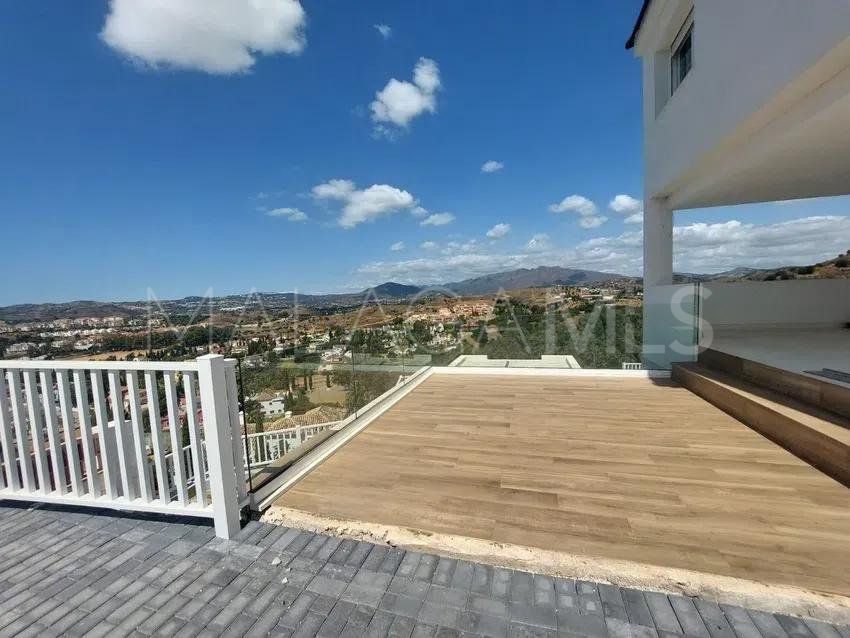 Villa for sale in Mijas Golf