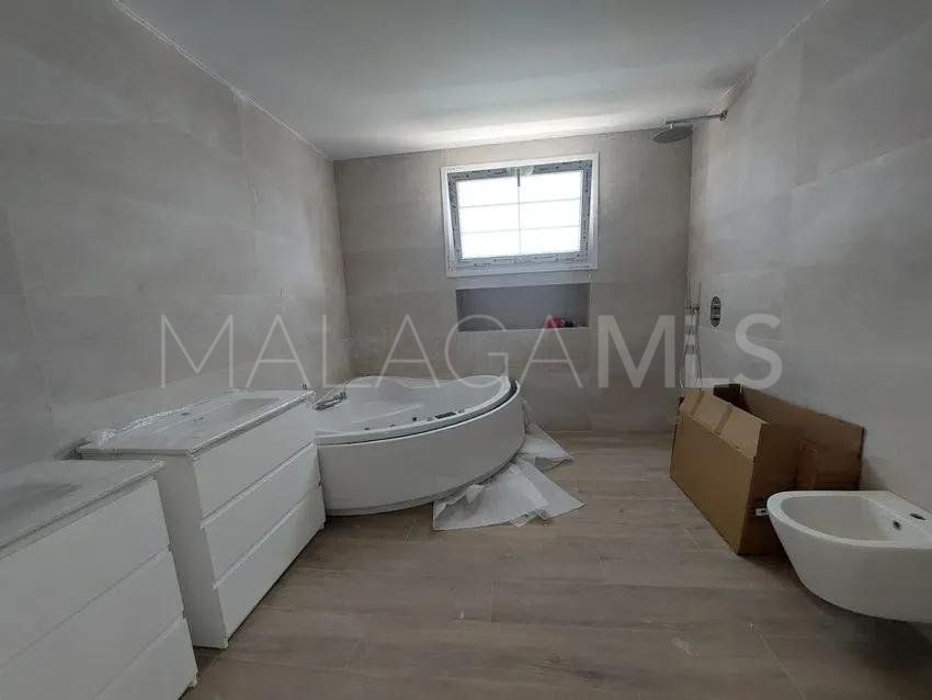 Villa for sale in Mijas Golf