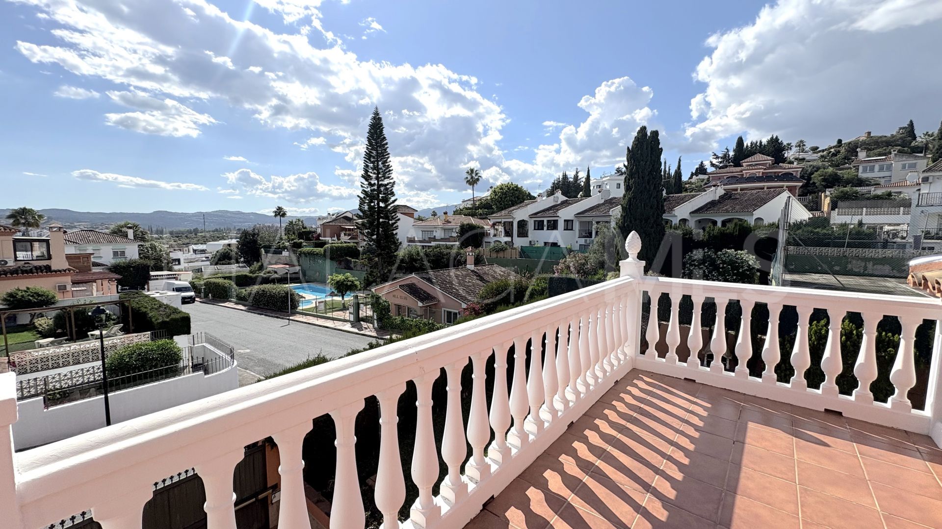 Buy Sierrezuela house