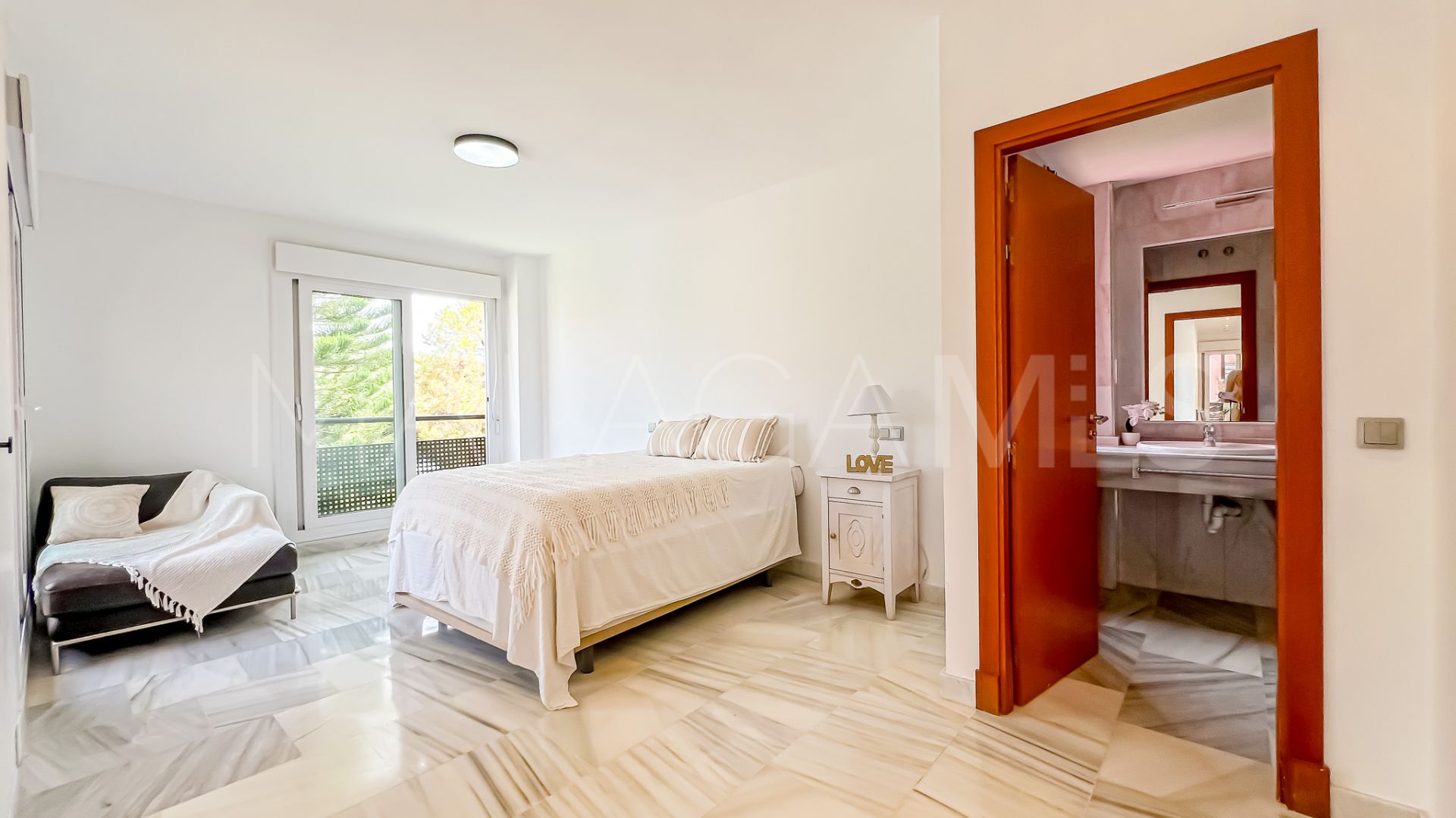 Haus for sale in Botanic