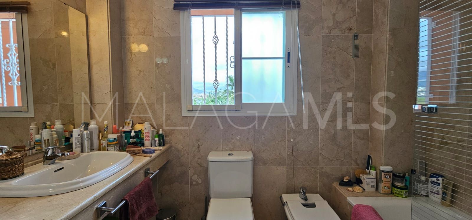 Villa for sale in Cerrado del Aguila