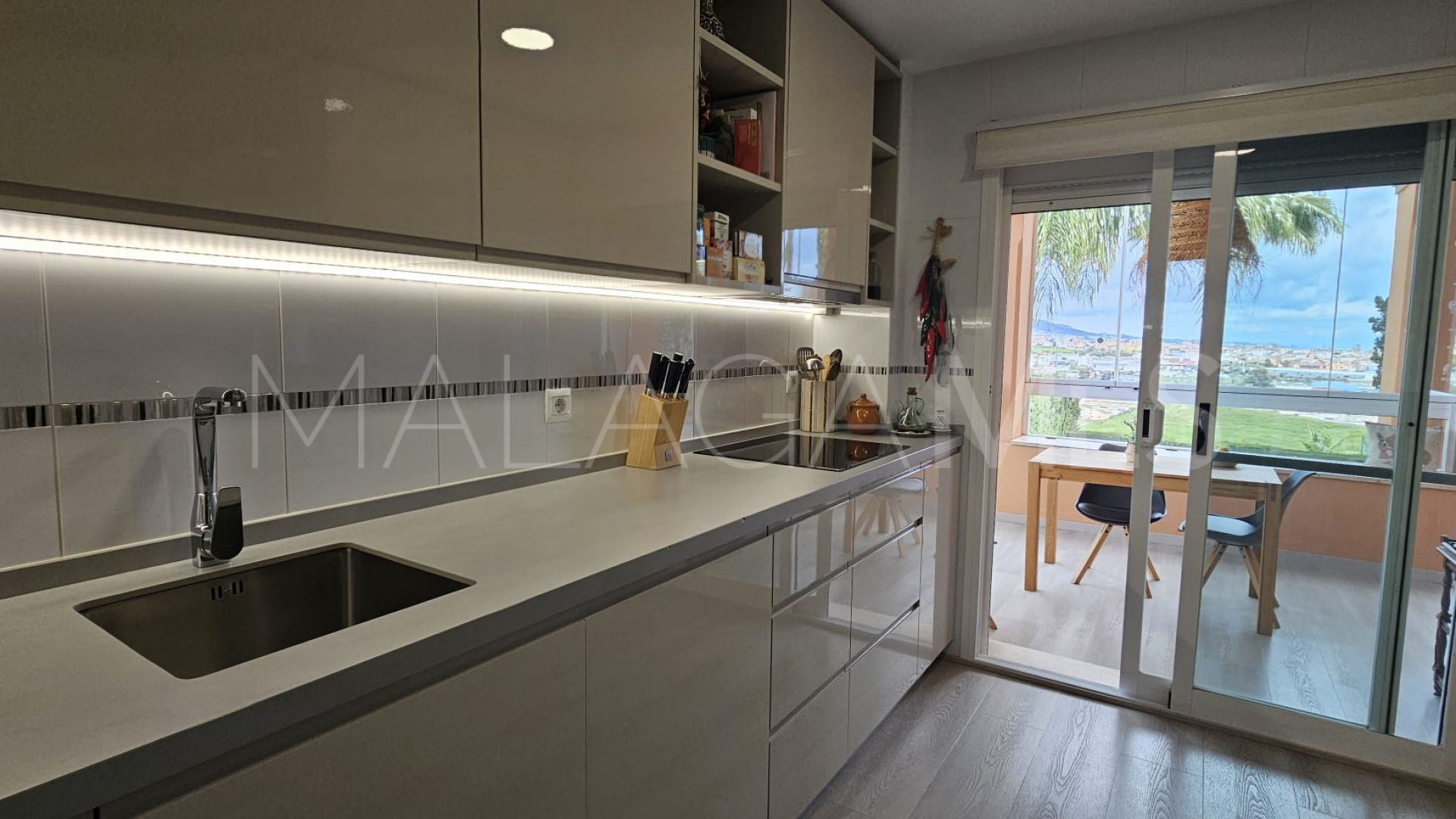 Villa for sale in Cerrado del Aguila