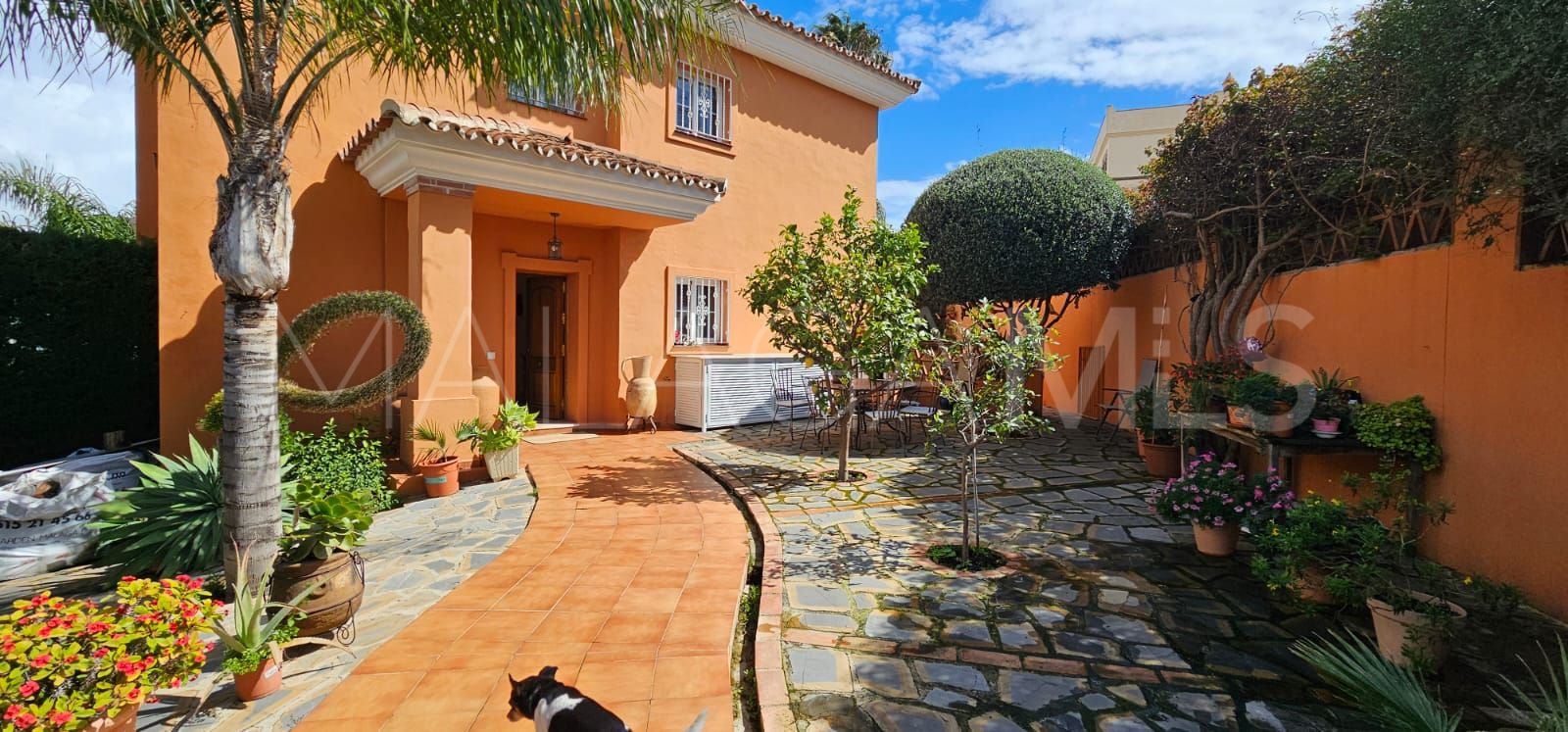 Villa for sale in Cerrado del Aguila