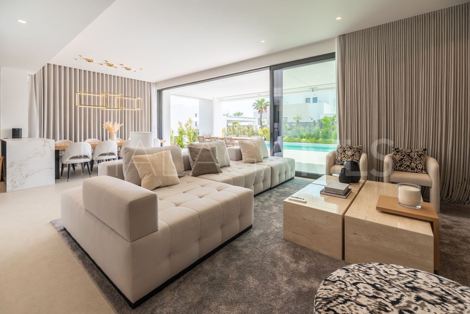 Villa for sale in Rio Real