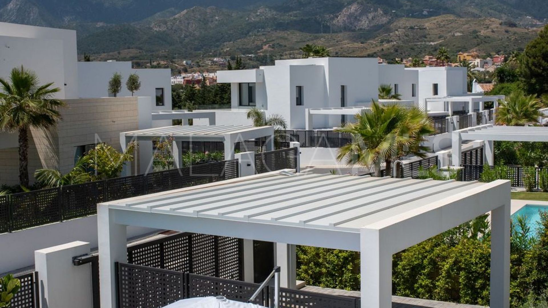 Villa for sale in Rio Real