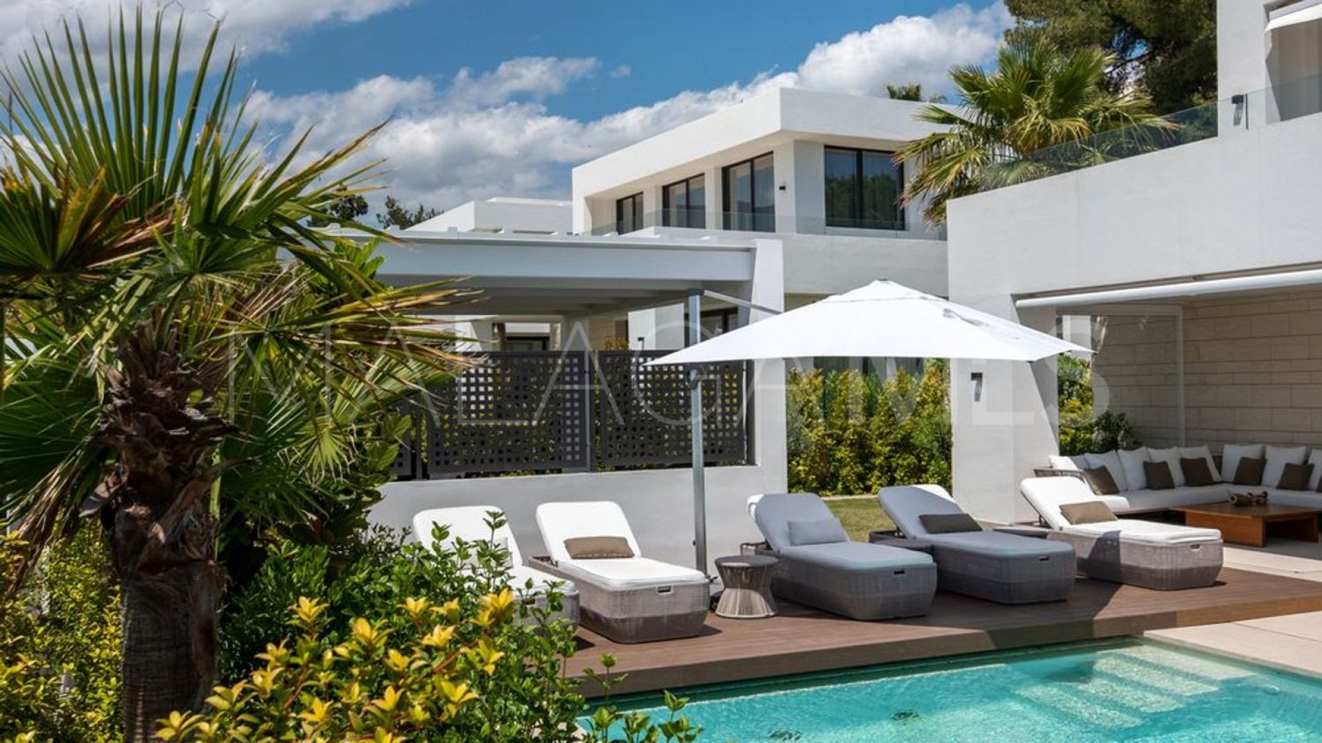 Villa for sale in Rio Real