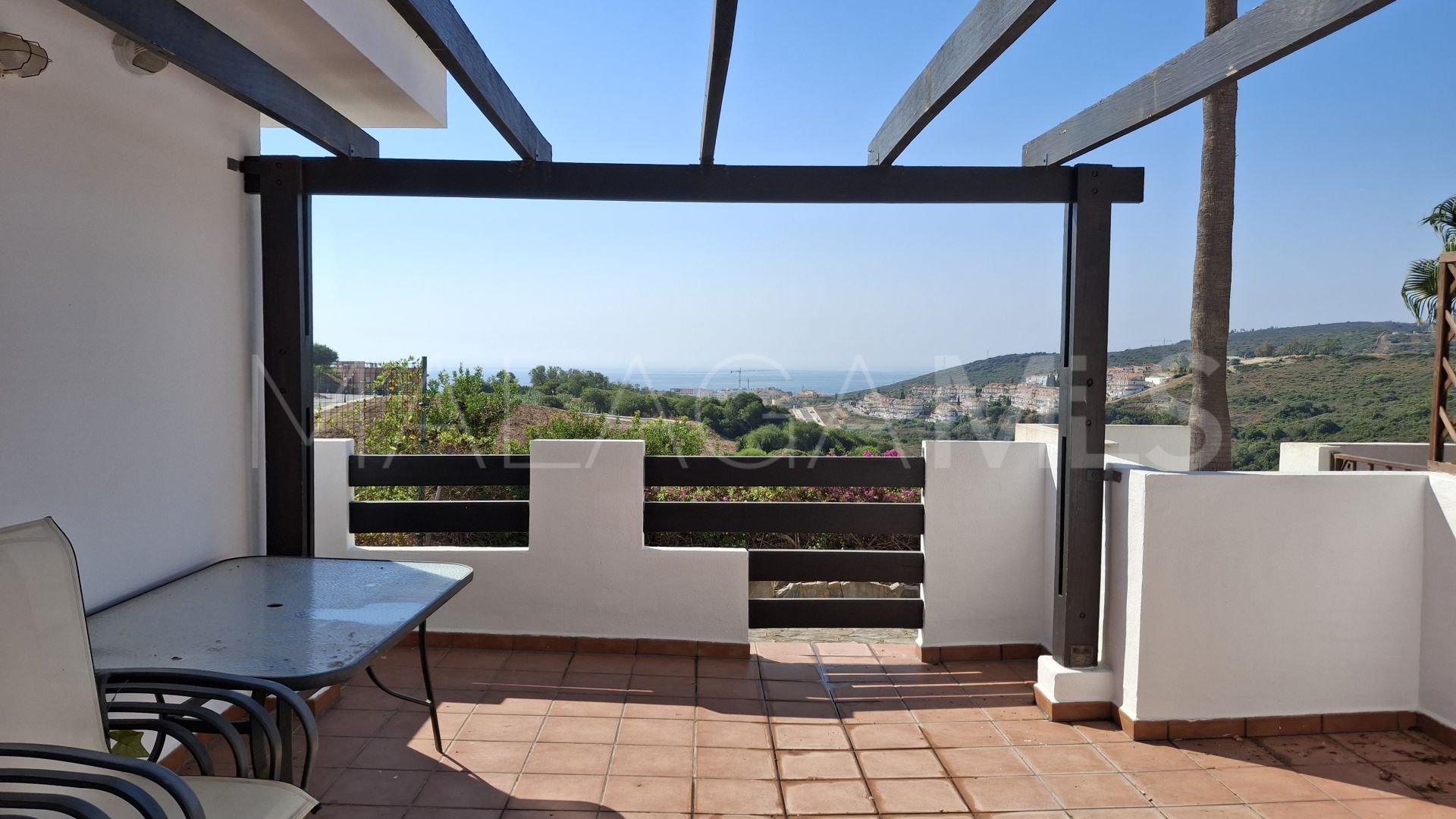 For sale ground floor apartment in Manilva