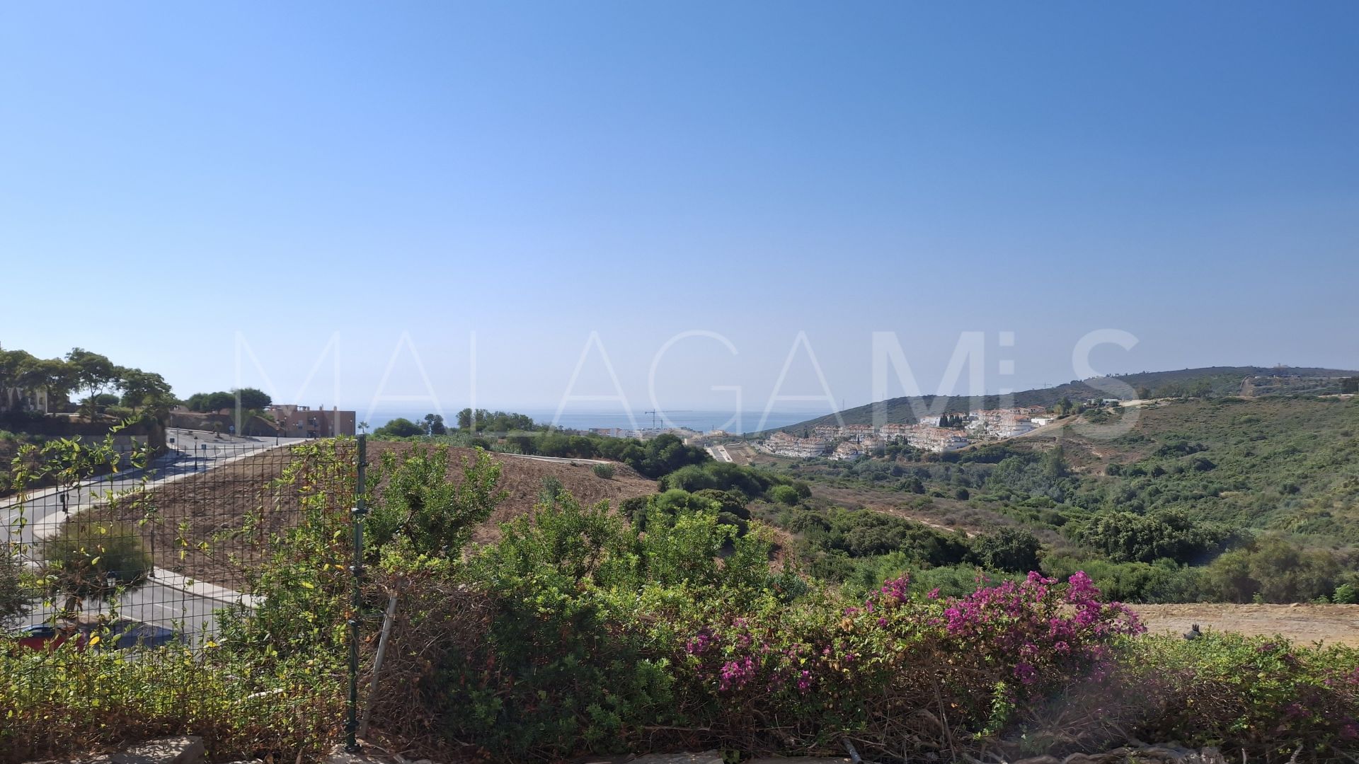 For sale ground floor apartment in Manilva