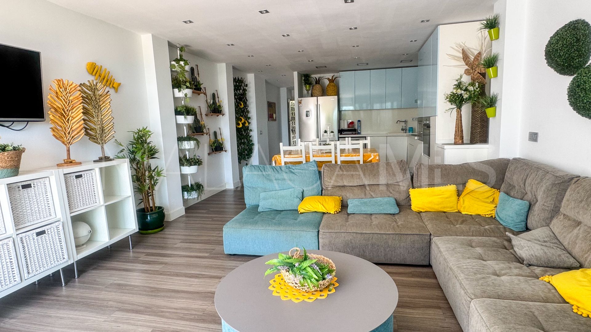 Buy apartamento planta baja with 1 bedroom in Casares Playa