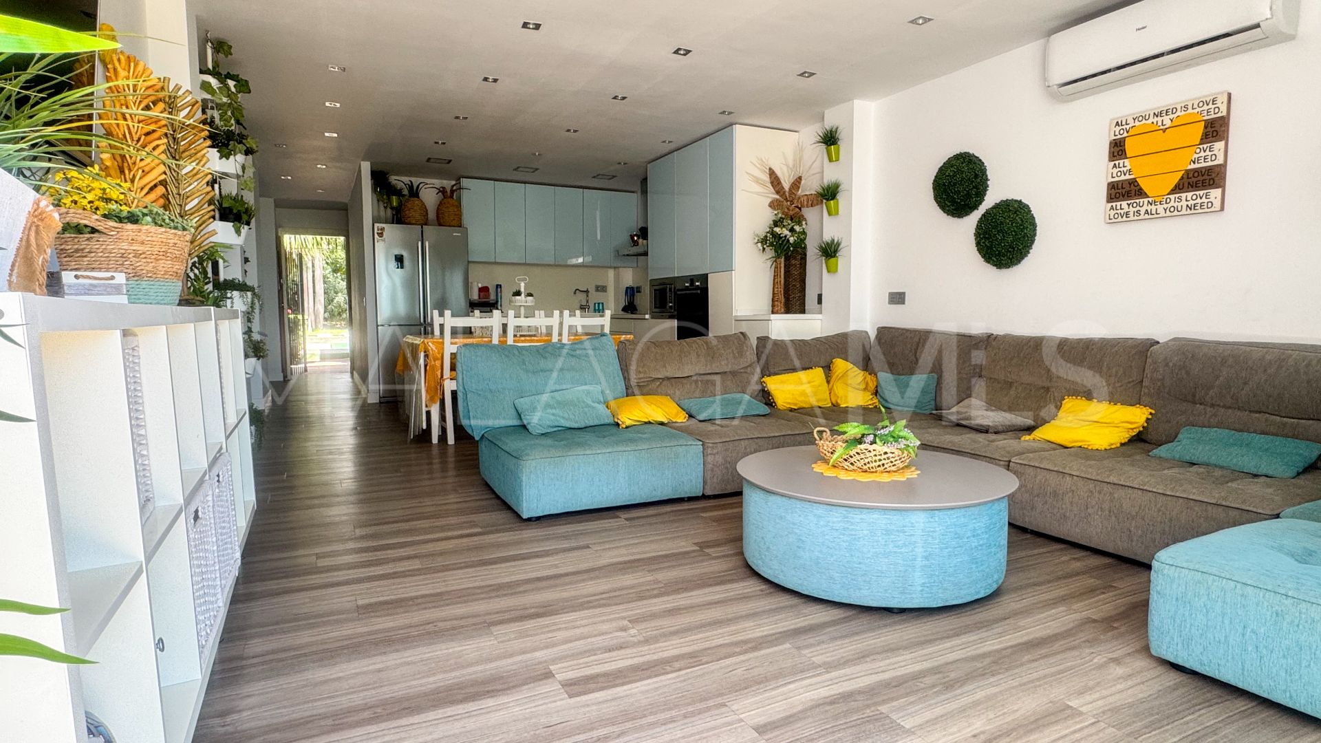 Buy apartamento planta baja with 1 bedroom in Casares Playa