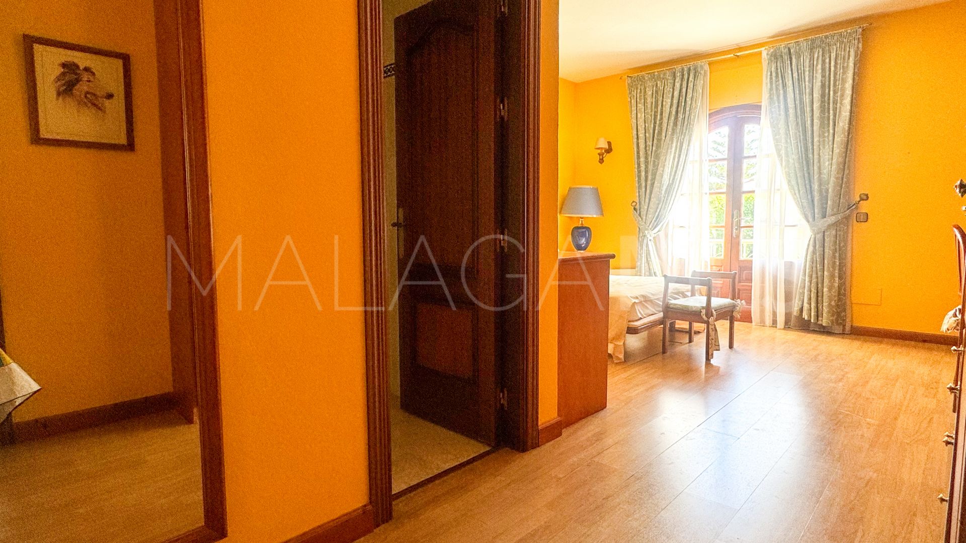 Villa for sale in Estepona Westen