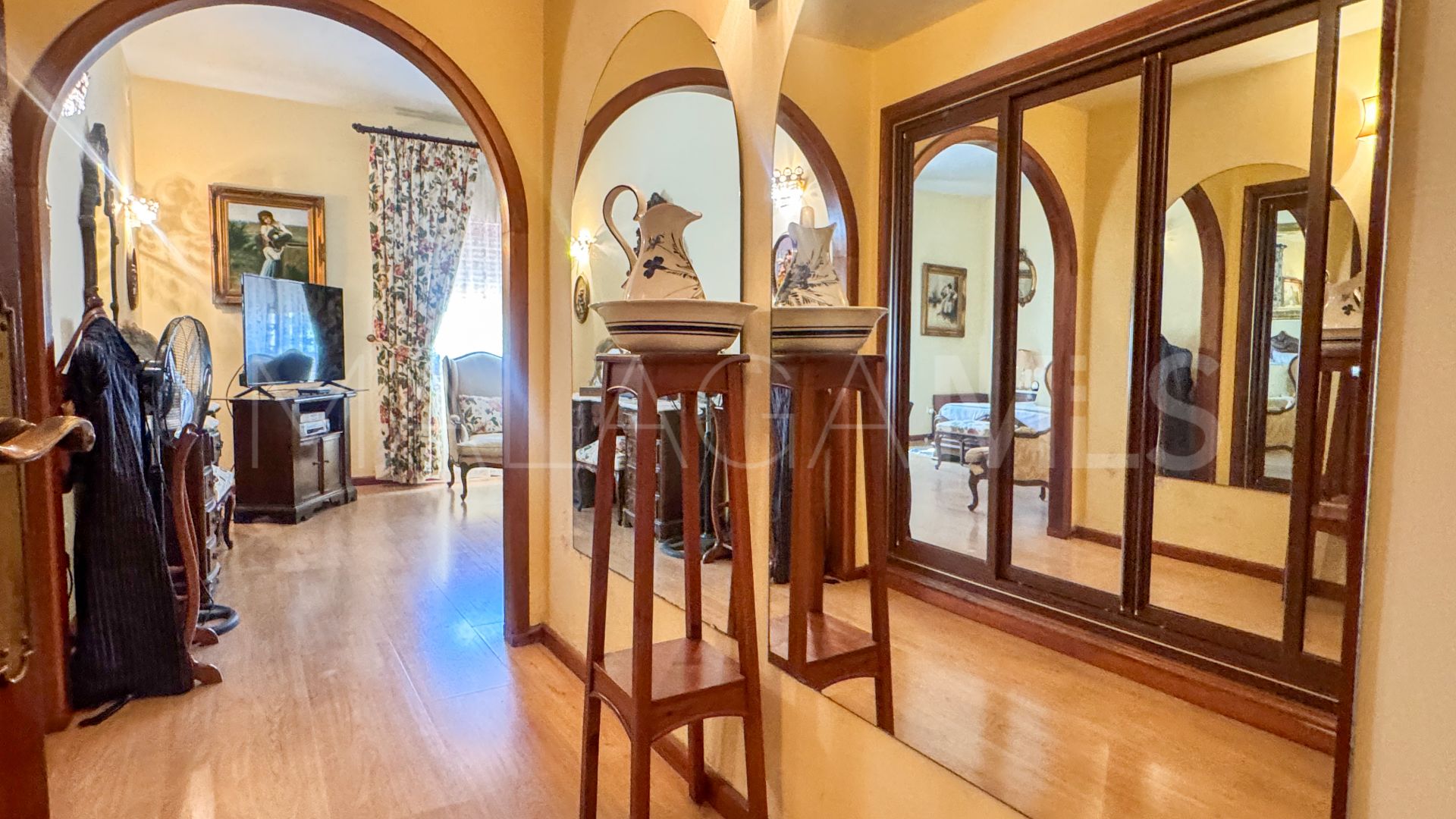 Villa for sale in Estepona Westen