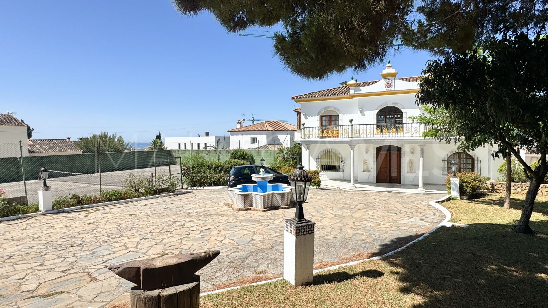 Villa for sale in Estepona Westen