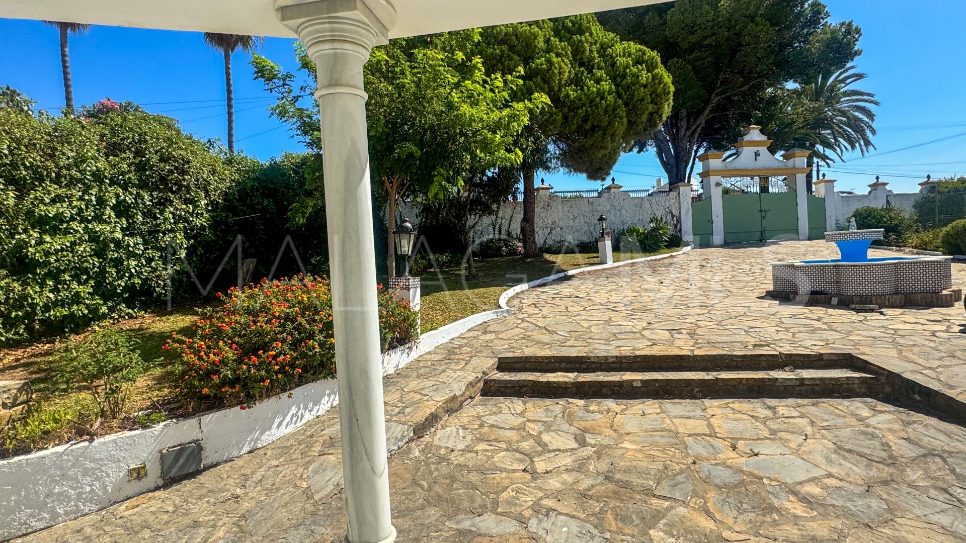 Villa for sale in Estepona Westen
