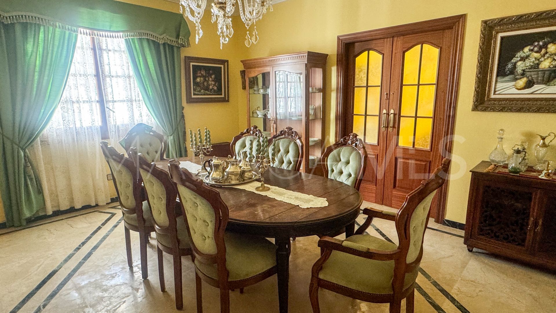 Villa for sale in Estepona Westen