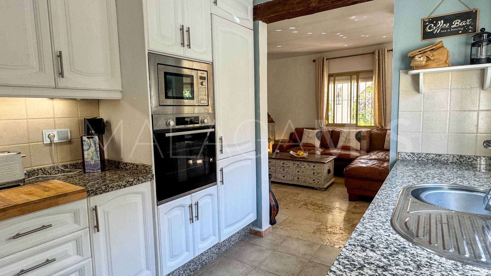 Villa for sale in Valle Romano