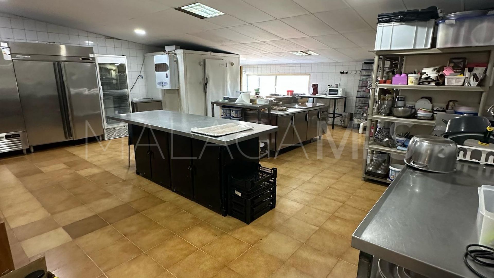 Local industriel for sale in Marbella City