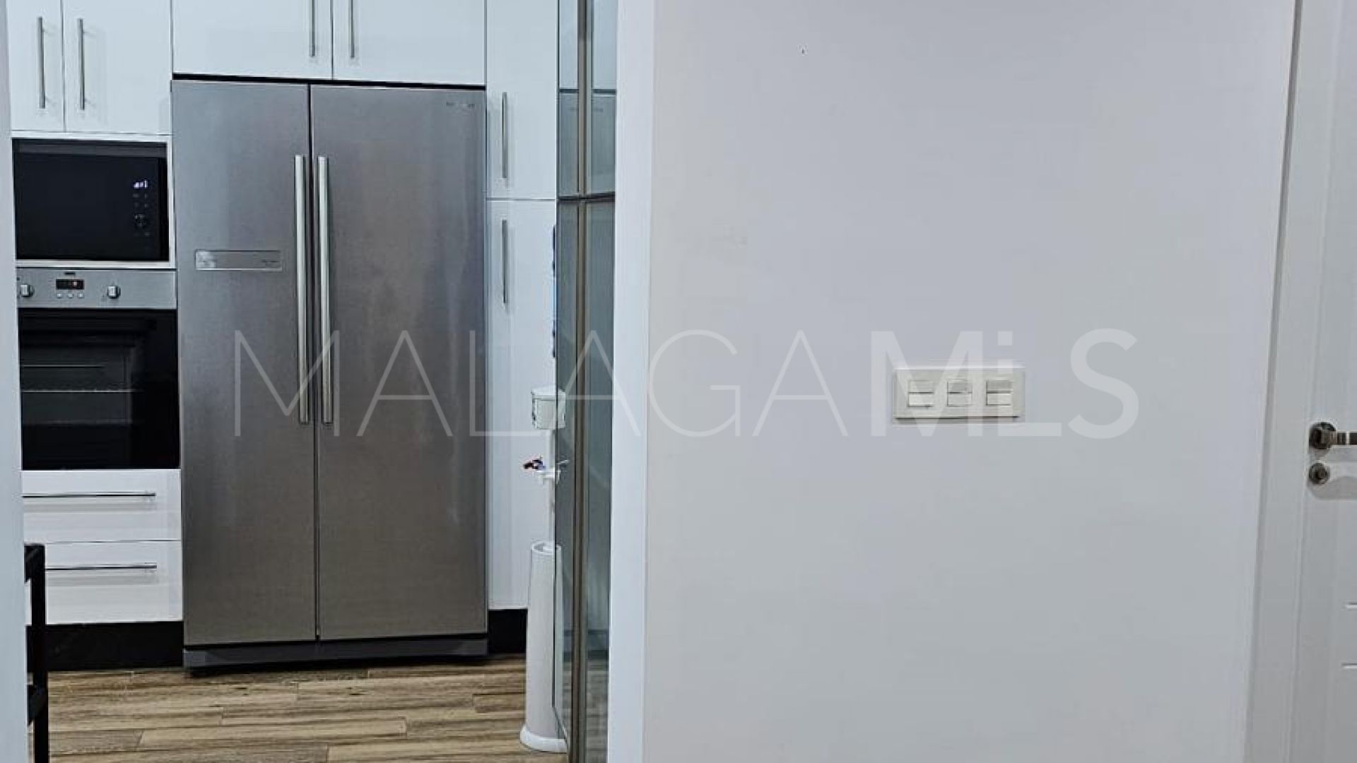 Radhus for sale in Coin Centro