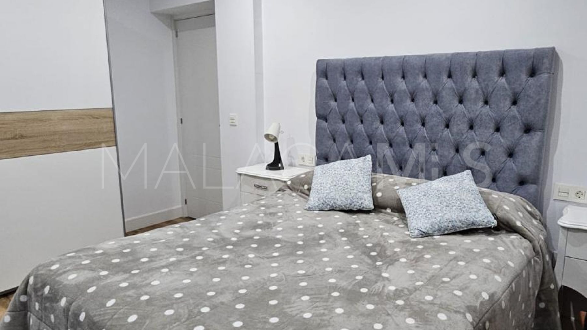 Radhus for sale in Coin Centro
