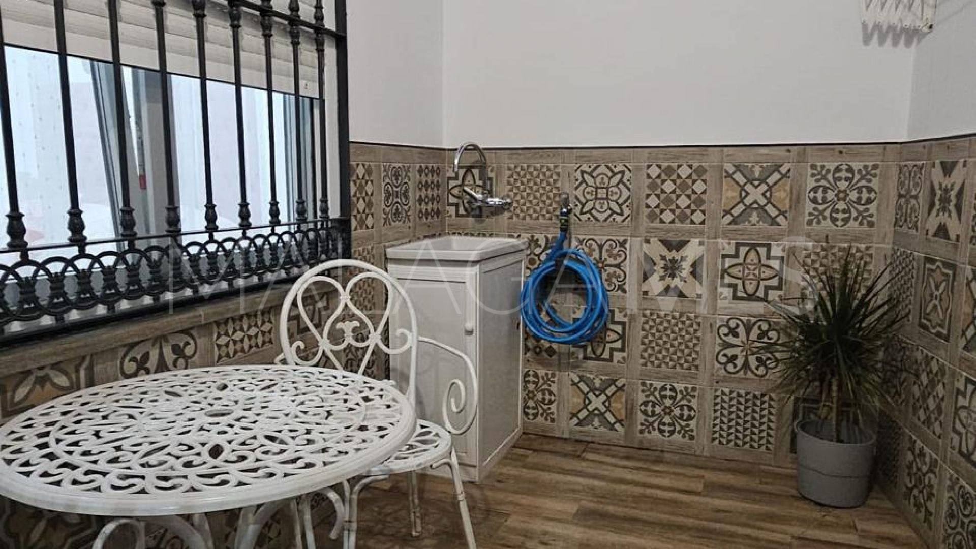Radhus for sale in Coin Centro
