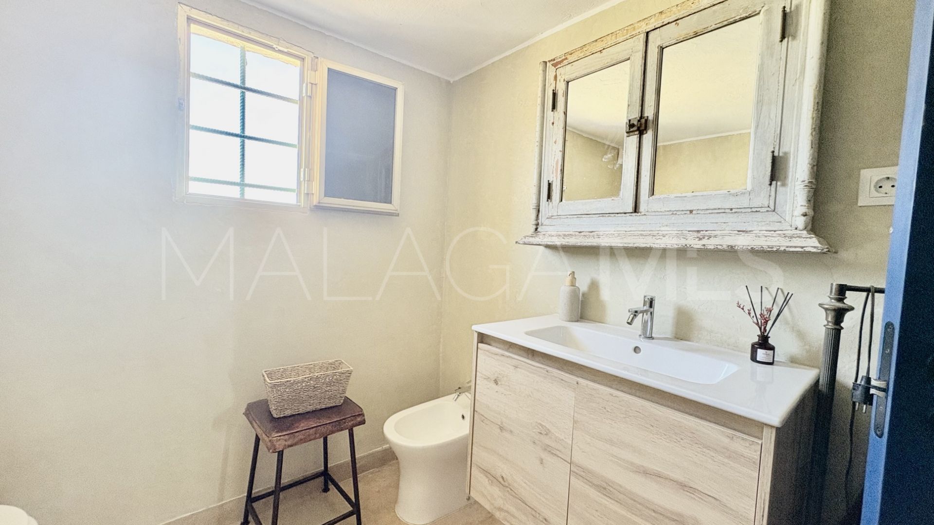 Finca for sale in Cala de Mijas