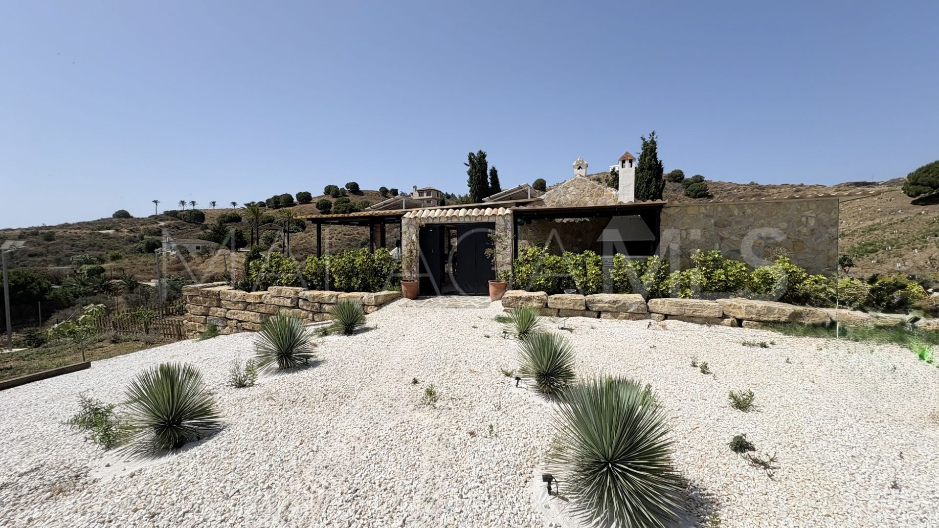 Finca for sale in Cala de Mijas