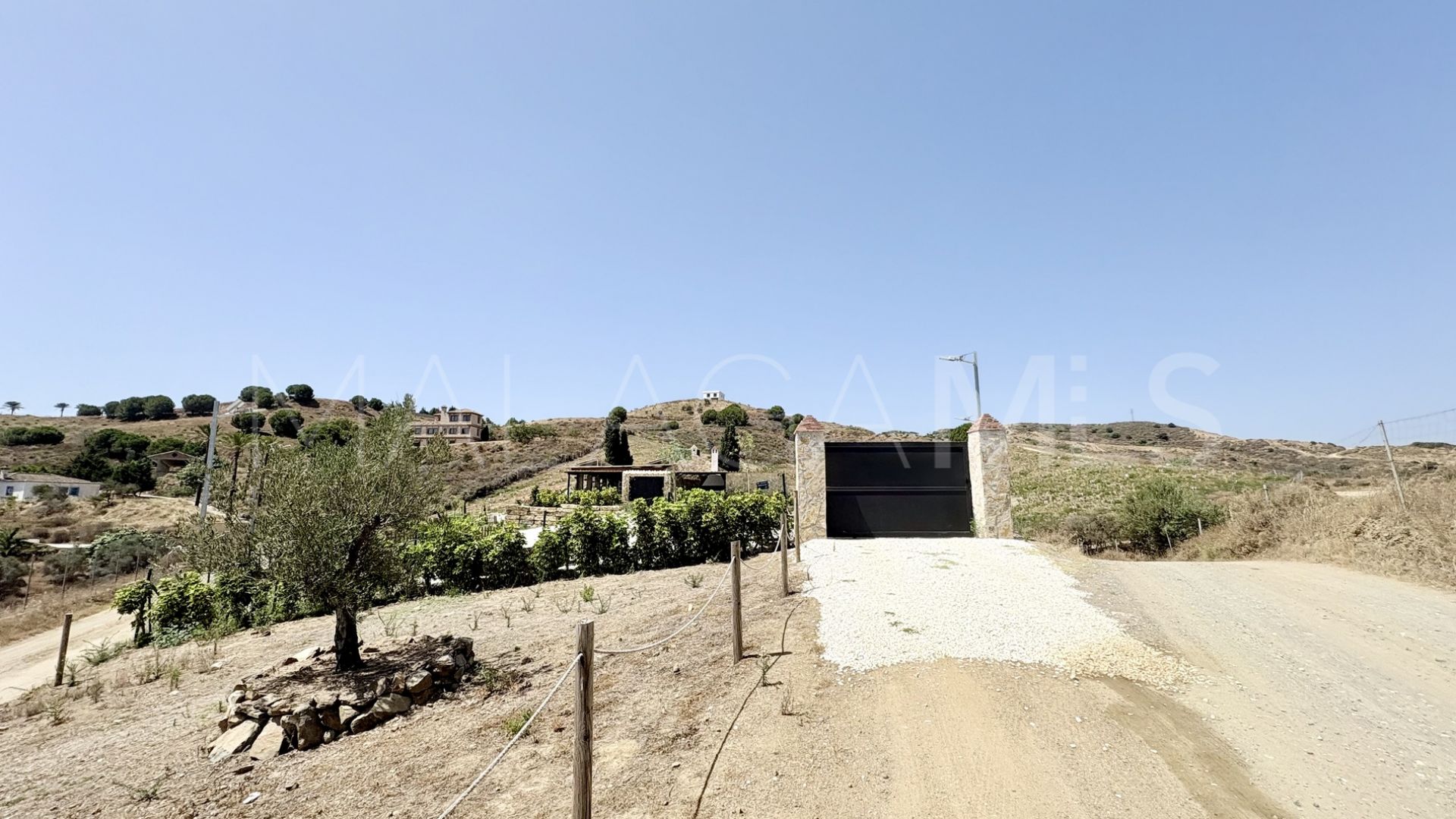 Finca for sale in Cala de Mijas