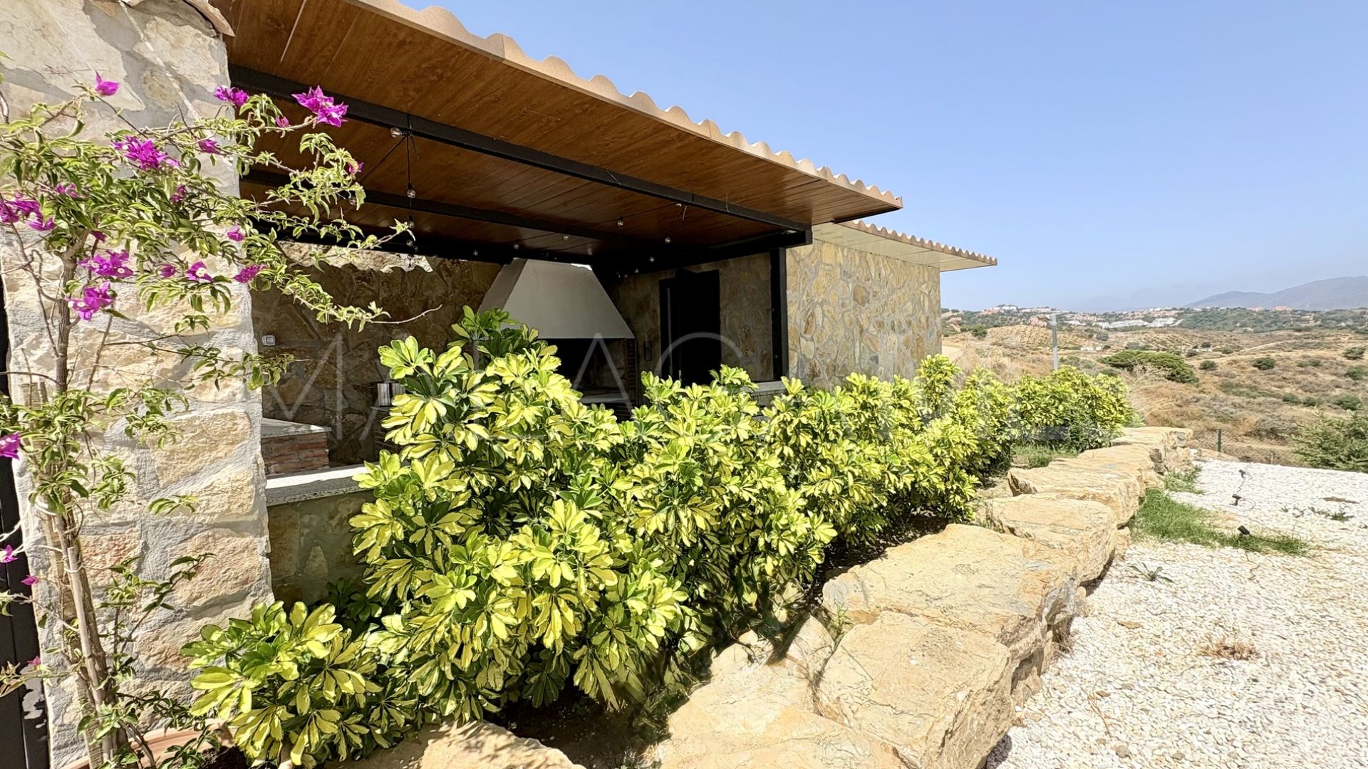 Finca for sale in Cala de Mijas