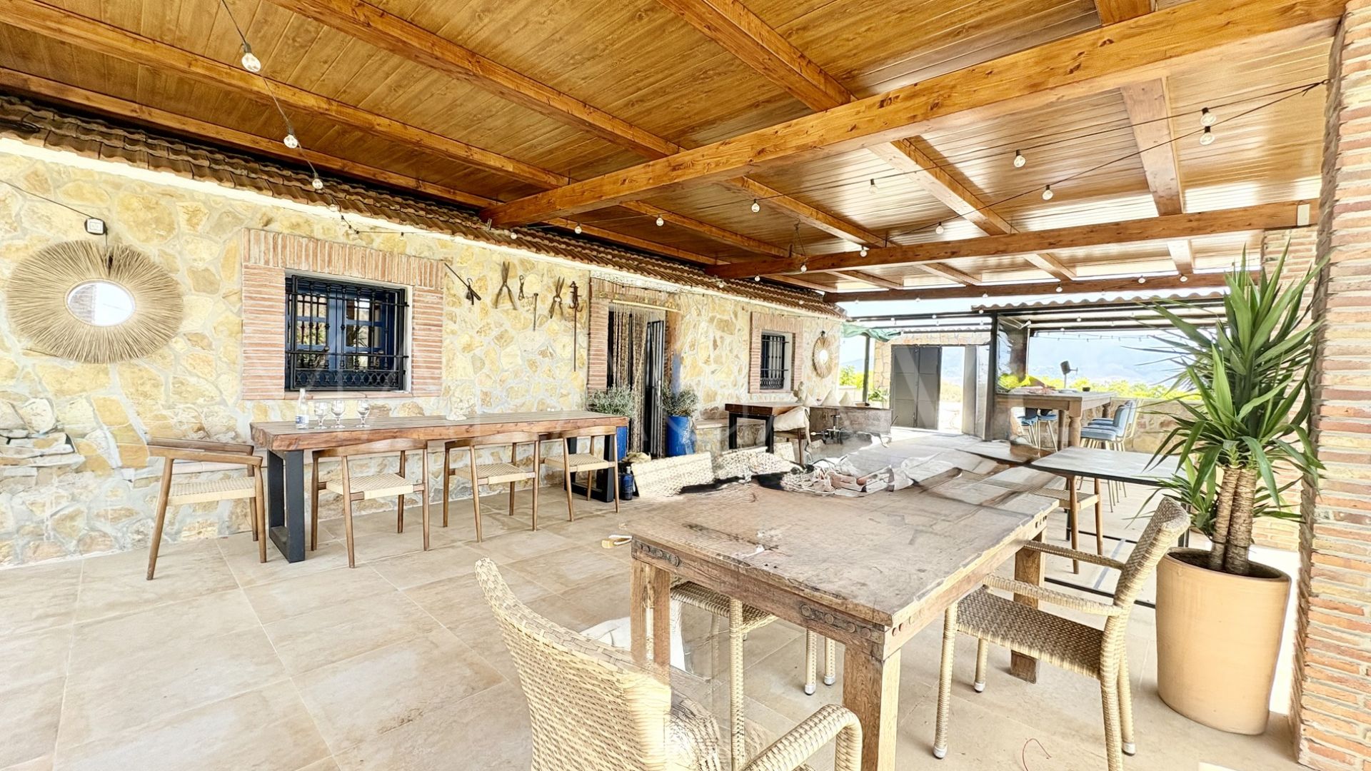 Finca for sale in Cala de Mijas