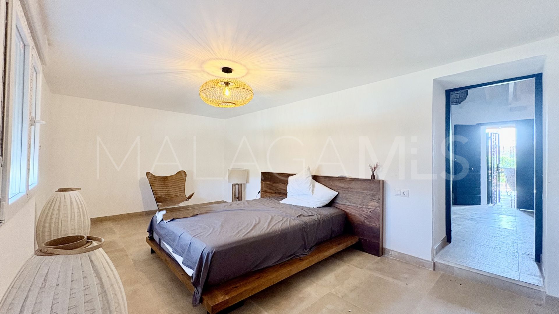 Finca for sale in Cala de Mijas