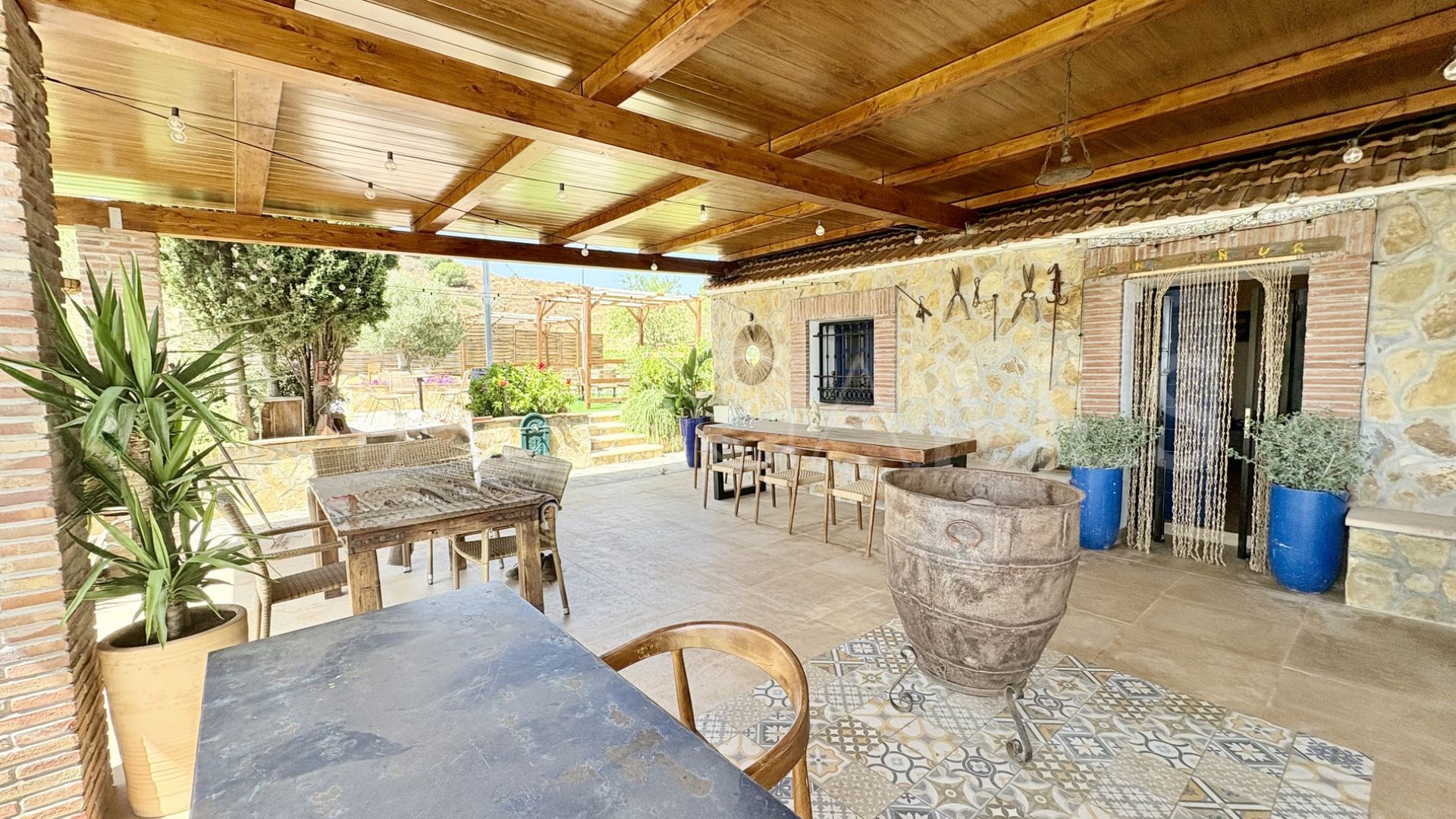 Finca for sale in Cala de Mijas