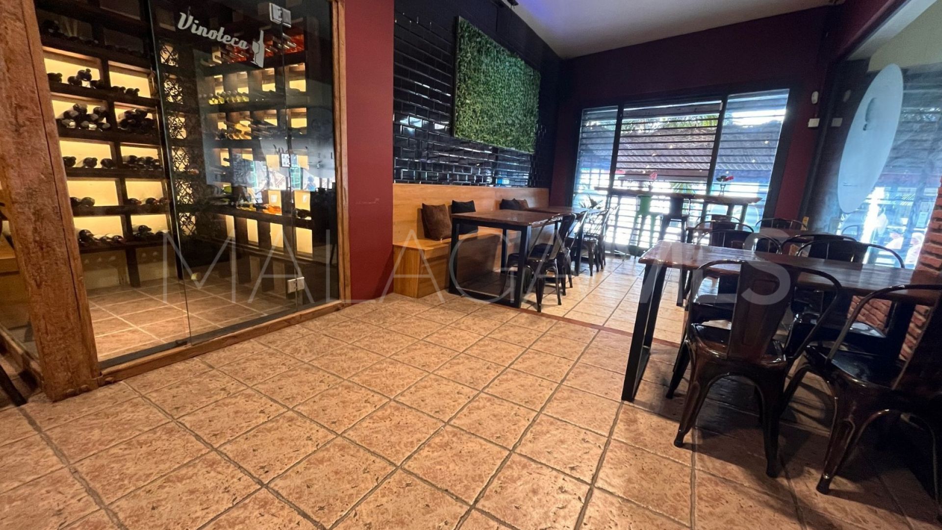 Buy bar in Benalmadena Centro