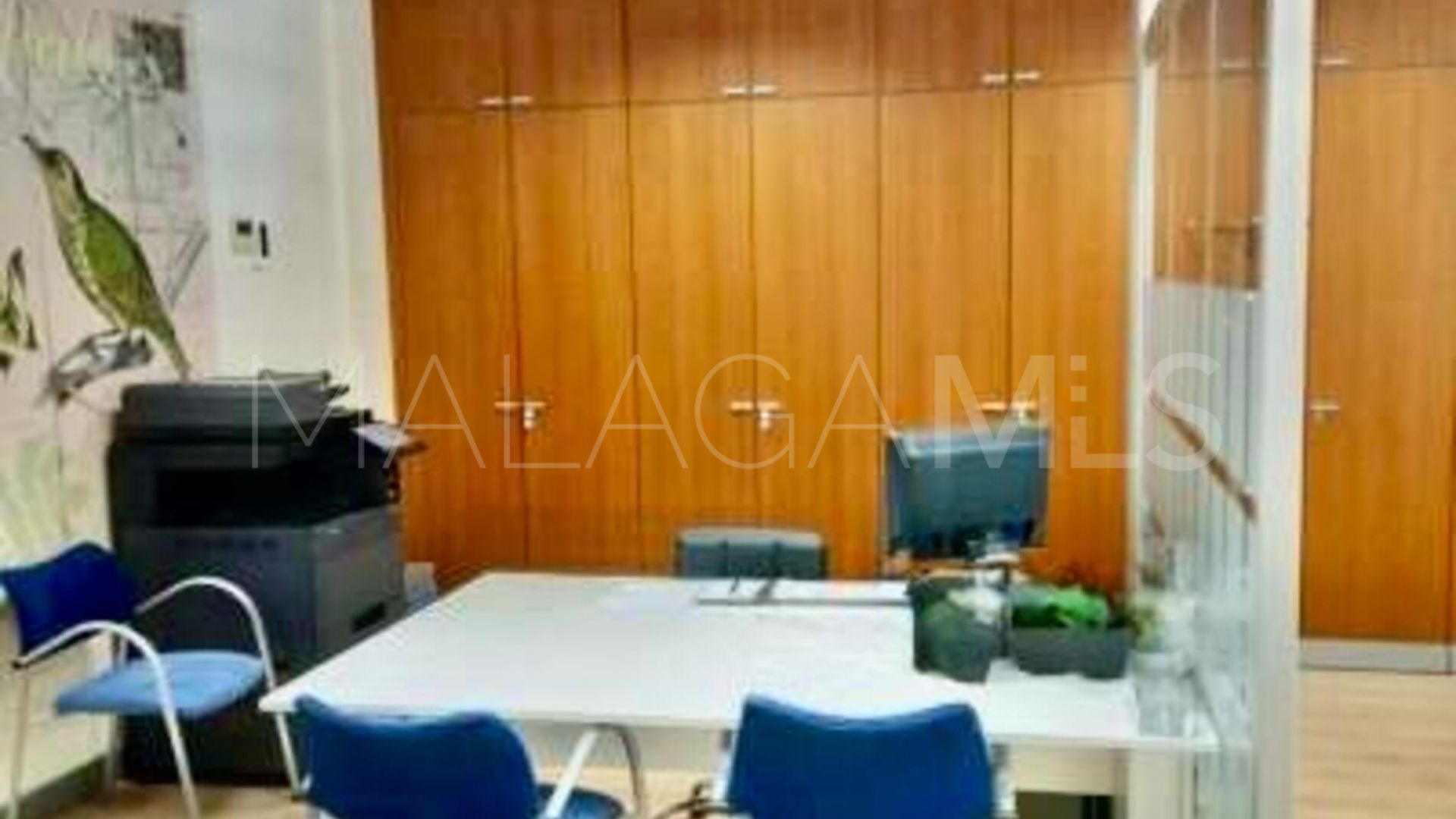 Office units for sale in Coin