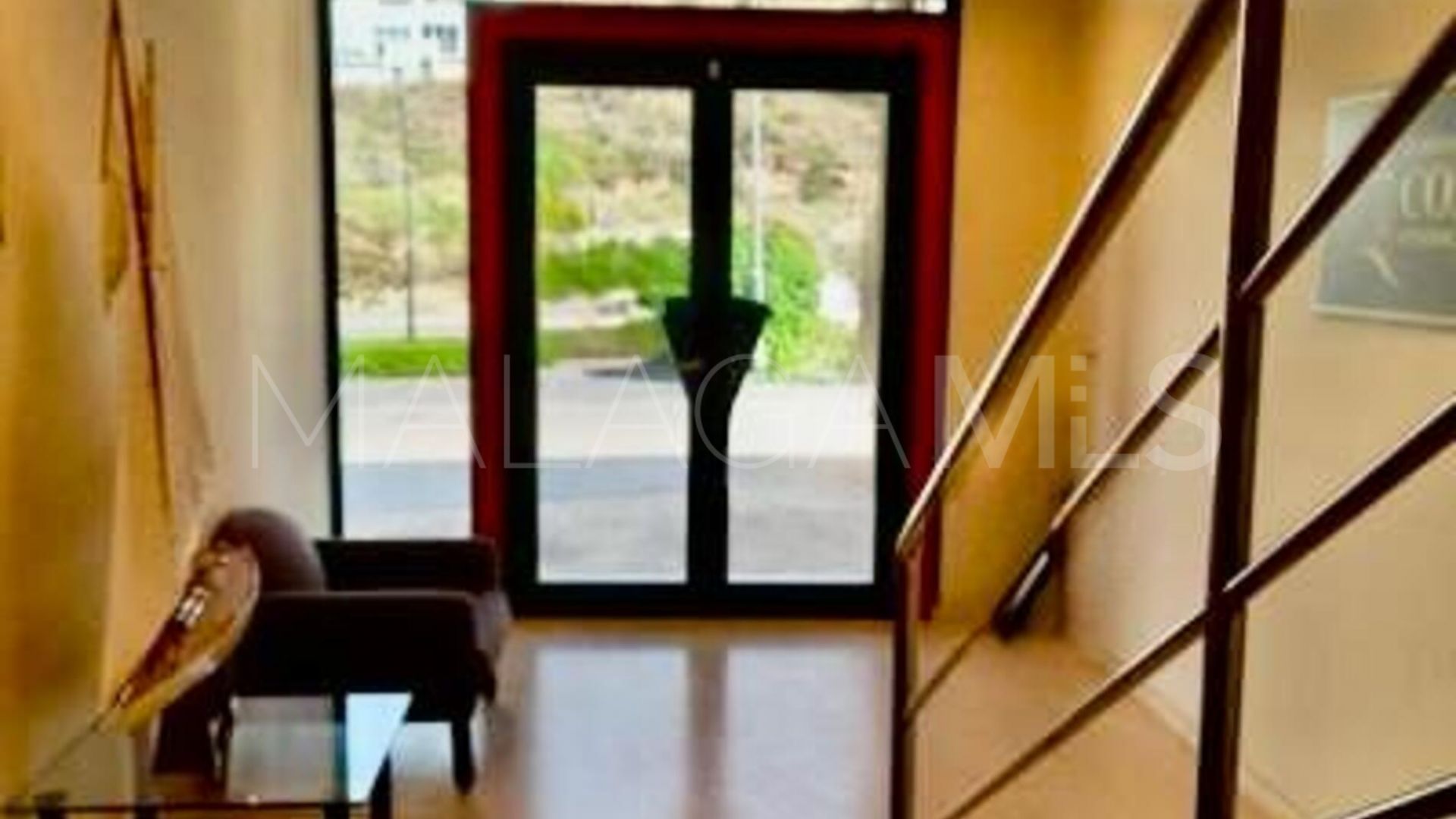 Office units for sale in Coin