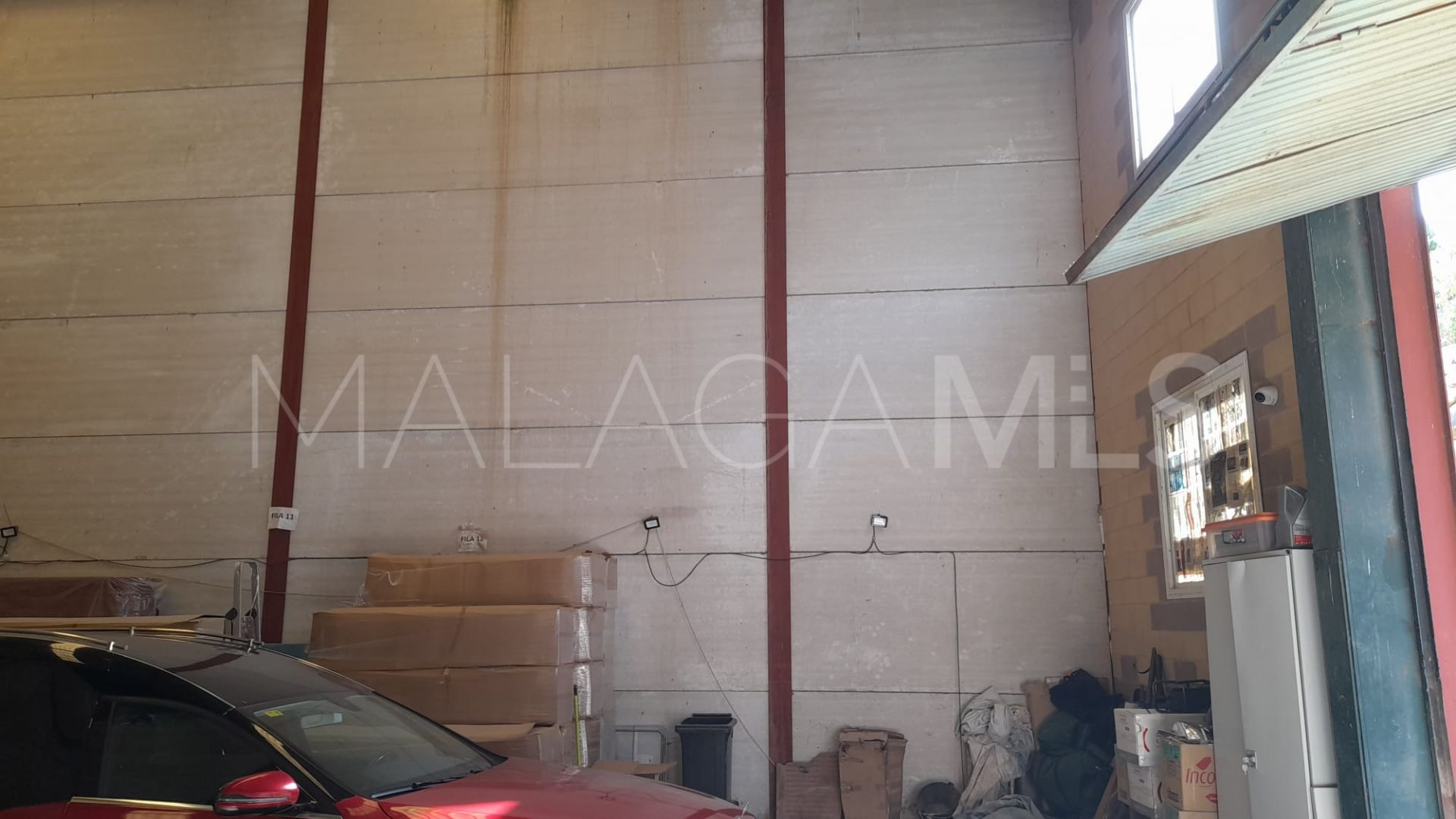 Office units for sale in Coin