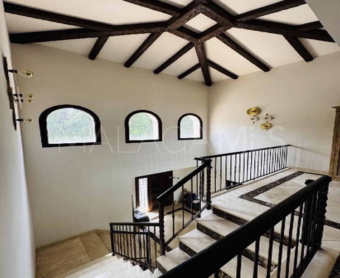 Villa for sale in Marbella City