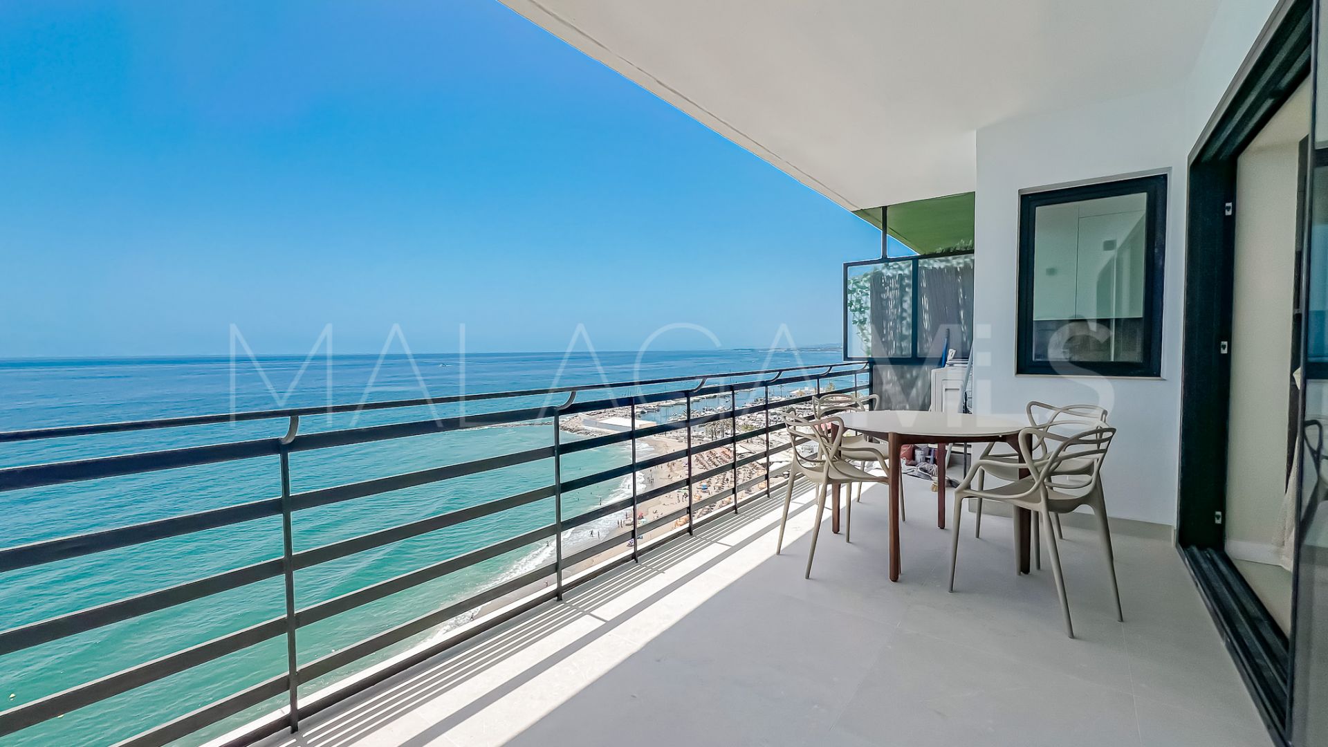 Appartement for sale in Playa Bajadilla - Puertos