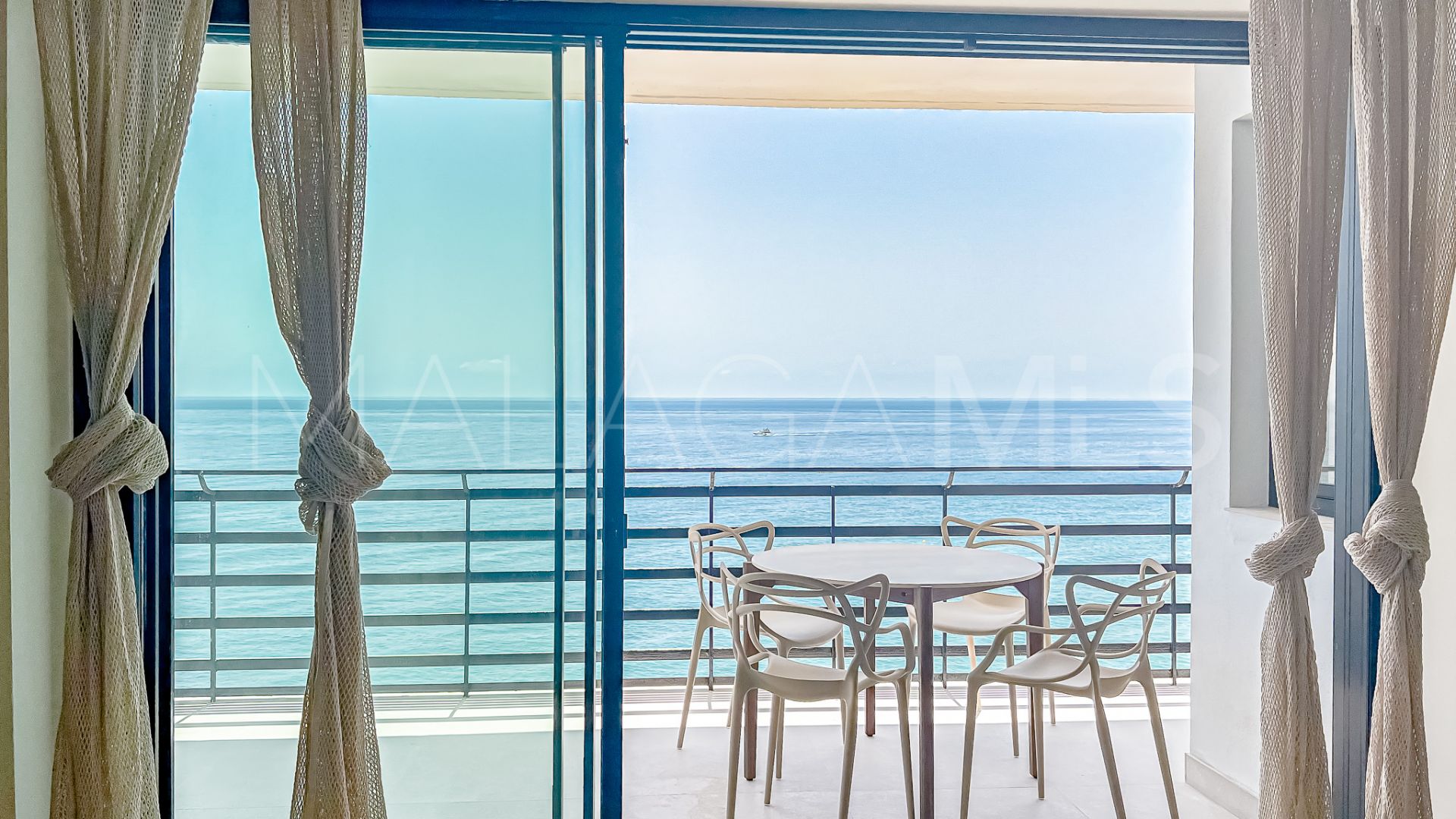 Appartement for sale in Playa Bajadilla - Puertos