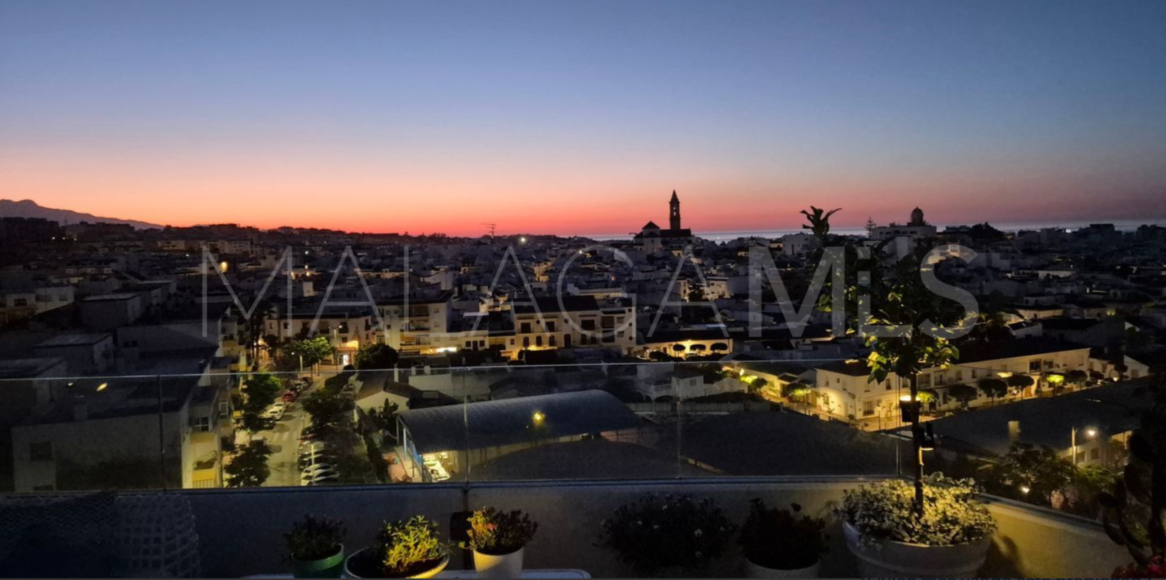 Lägenhet for sale in Estepona Stad