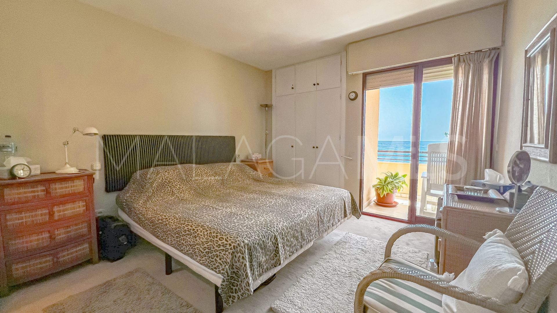 Lägenhet for sale in Estepona Stad