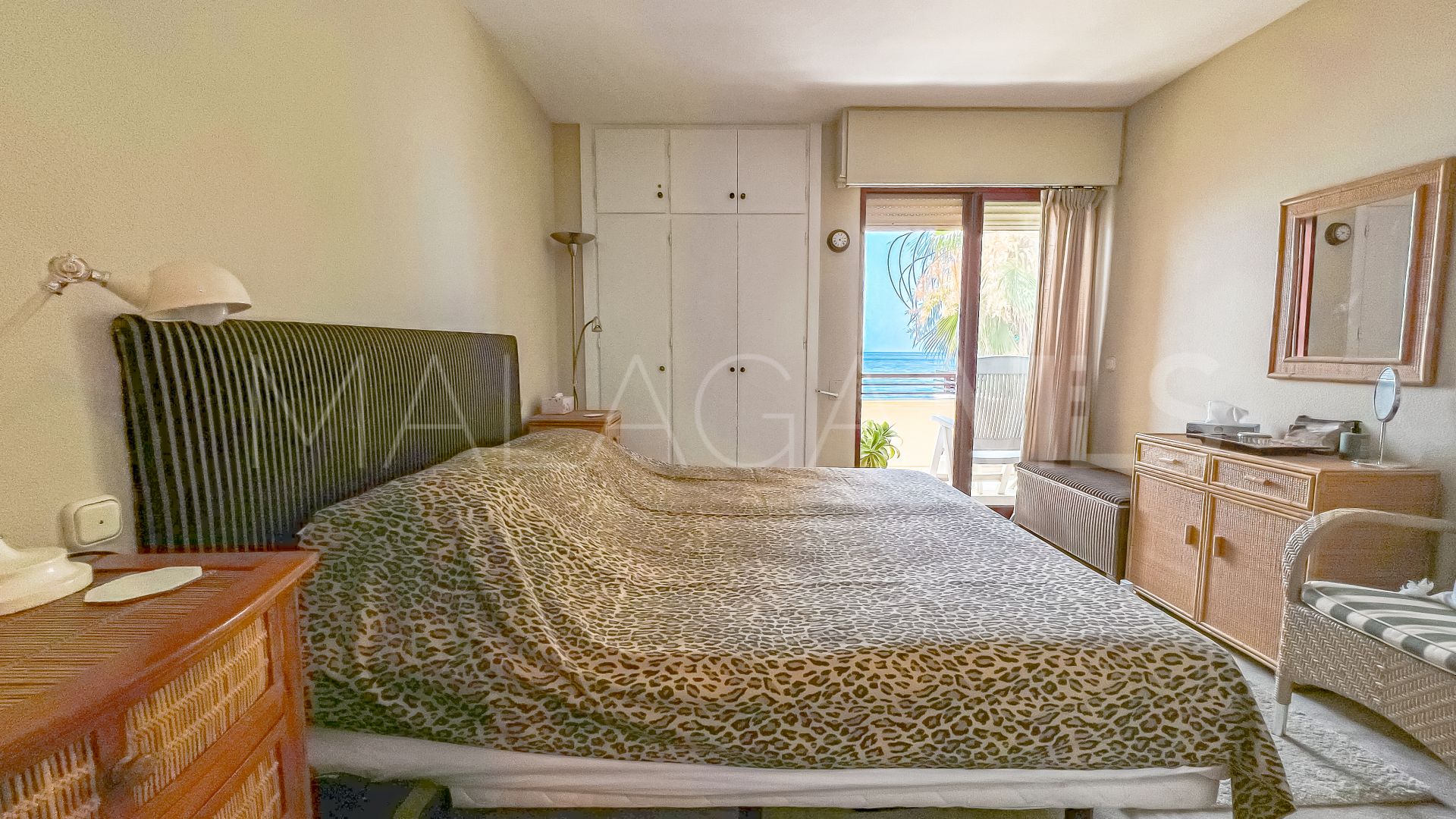 Lägenhet for sale in Estepona Stad